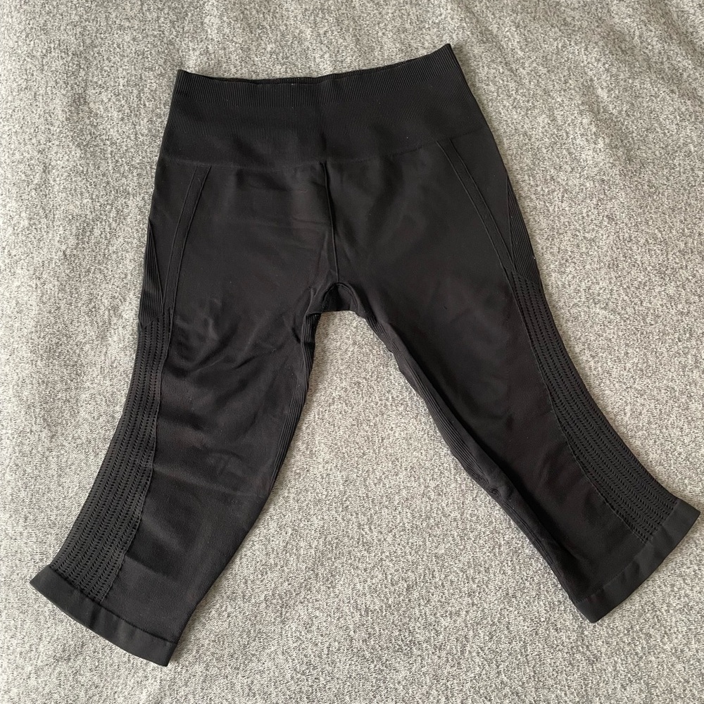 Cropped lululemon leggings